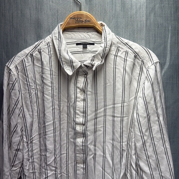 Tahari button up shirt size XXL - Picture 3 of 8